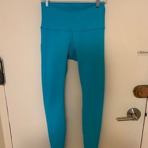 Lululemon High Waisted Turquoise Legging- Size 8